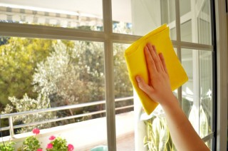 Astuces pour alléger la tâche du ménage du printemps
